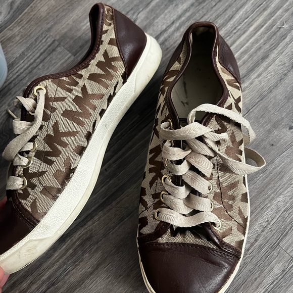 Michael Kors Shoes - Picture 3 of 3